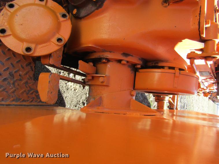 image for item DD8711 1949 Minneapolis Moline UTS tractor