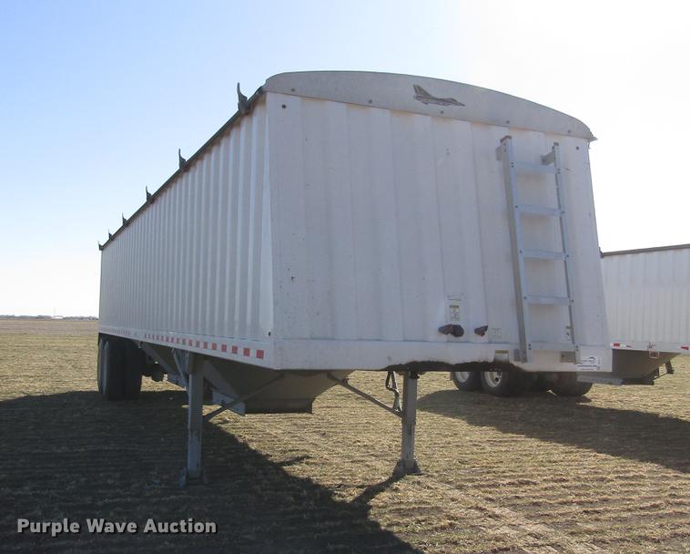 image for item DD8712 2012 Jet double hopper bottom grain trailer