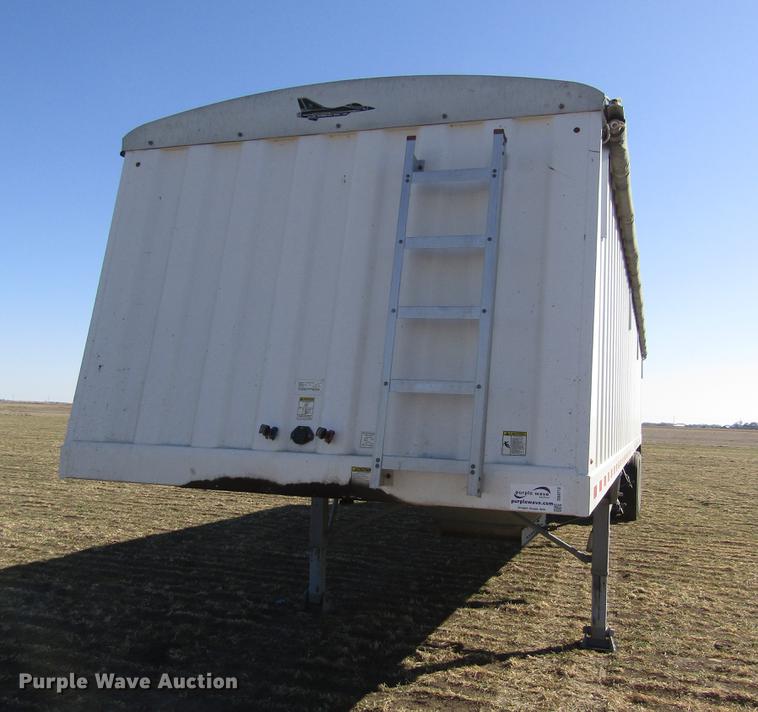 image for item DD8712 2012 Jet double hopper bottom grain trailer