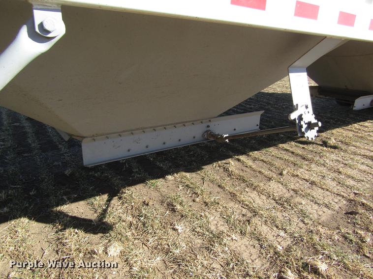 image for item DD8712 2012 Jet double hopper bottom grain trailer