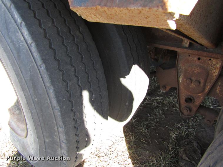 image for item DD8713 1980 Aztec FCBD7242-19 drop deck trailer