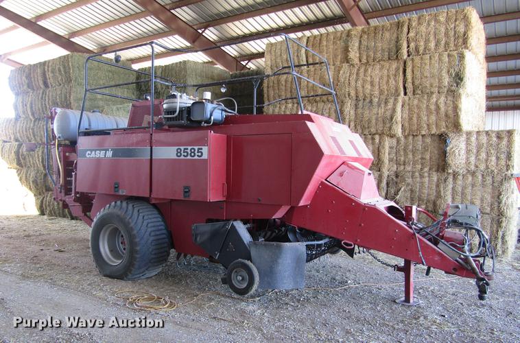 image for item DD8714 2000 Case IH 8585 large square baler