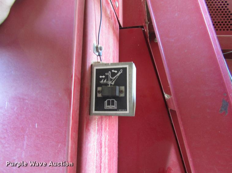 image for item DD8714 2000 Case IH 8585 large square baler