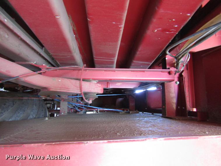 image for item DD8714 2000 Case IH 8585 large square baler