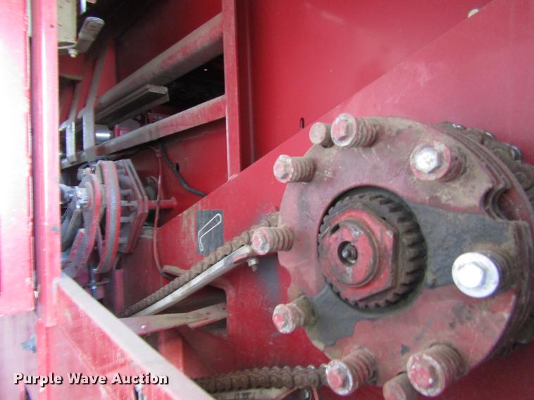 image for item DD8714 2000 Case IH 8585 large square baler