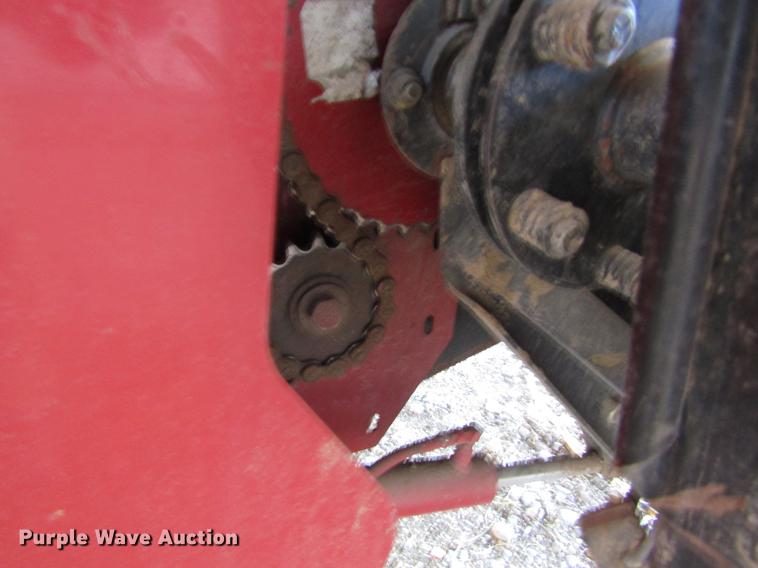 image for item DD8714 2000 Case IH 8585 large square baler