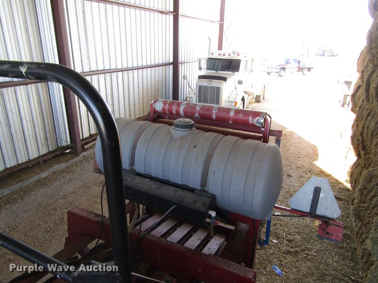 image for item DD8714 2000 Case IH 8585 large square baler