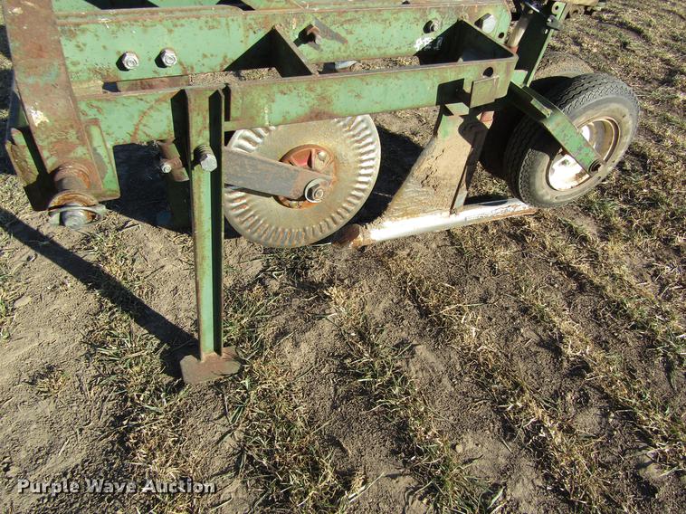 image for item DD8715 Eckroat gopher getter