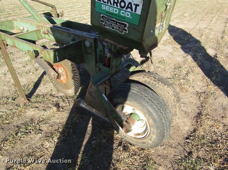 image for item DD8715 Eckroat gopher getter