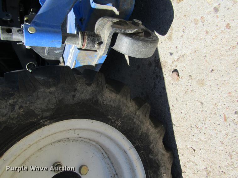 image for item DD8721 2012 New Holland Boomer 30 HFWD tractor