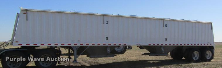 image for item DD8724 2009 Jet double hopper bottom grain trailer
