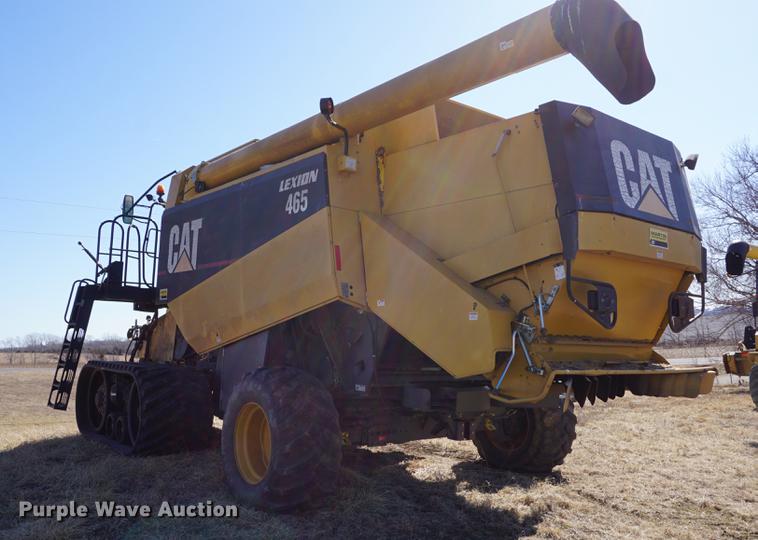 image for item DE3090 2003 Caterpillar Lexion 465 RWA combine