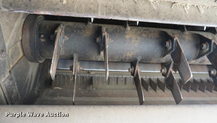 image for item DE3090 2003 Caterpillar Lexion 465 RWA combine