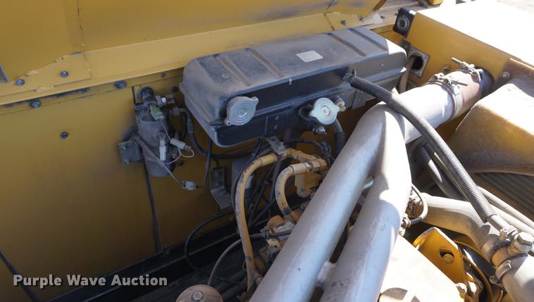 image for item DE3090 2003 Caterpillar Lexion 465 RWA combine