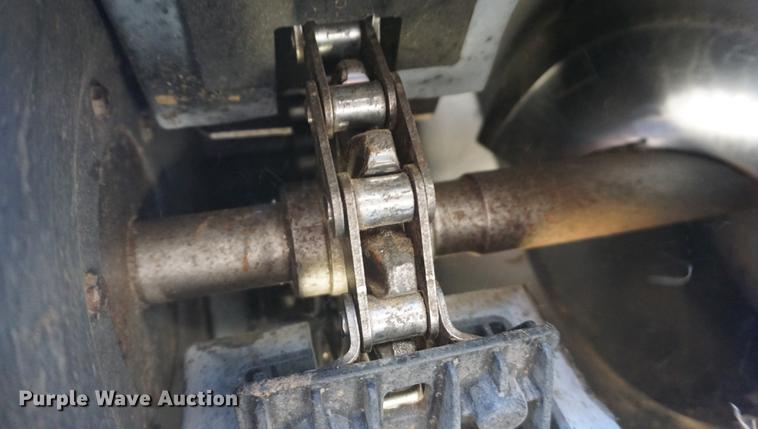 image for item DE3090 2003 Caterpillar Lexion 465 RWA combine