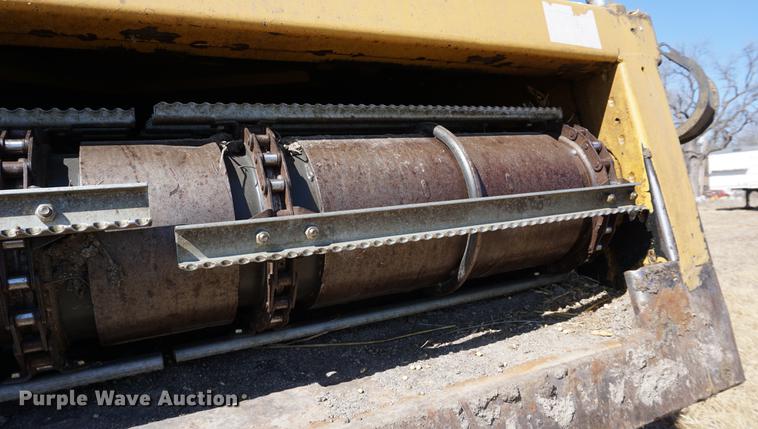 image for item DE3090 2003 Caterpillar Lexion 465 RWA combine