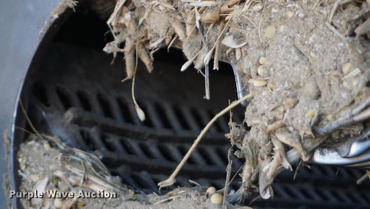 image for item DE3090 2003 Caterpillar Lexion 465 RWA combine