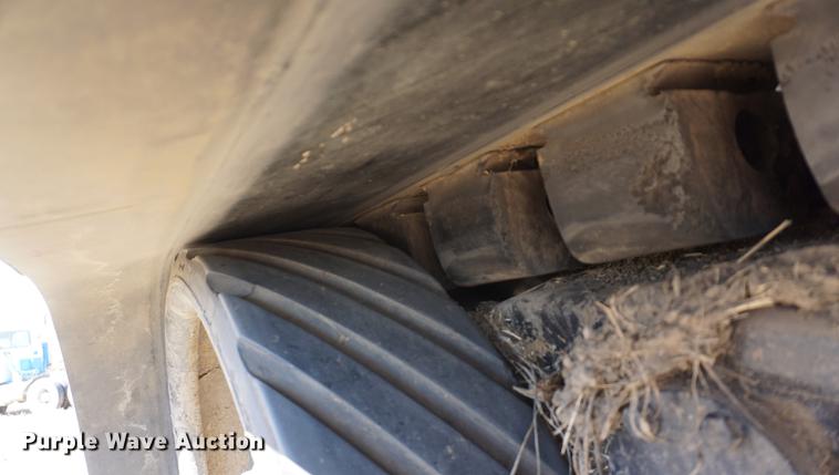 image for item DE3090 2003 Caterpillar Lexion 465 RWA combine