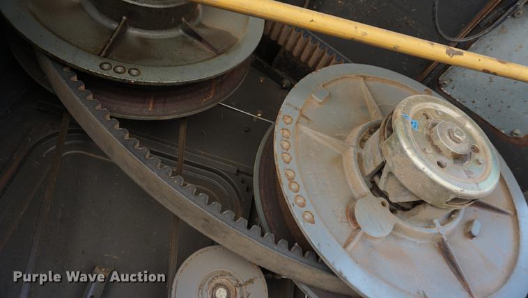 image for item DE3091 1998 Caterpillar Lexion 465 RWA combine