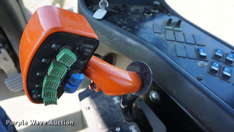 image for item DE3095 2000 Ag-Chem RoGator 1254 self-propelled sprayer