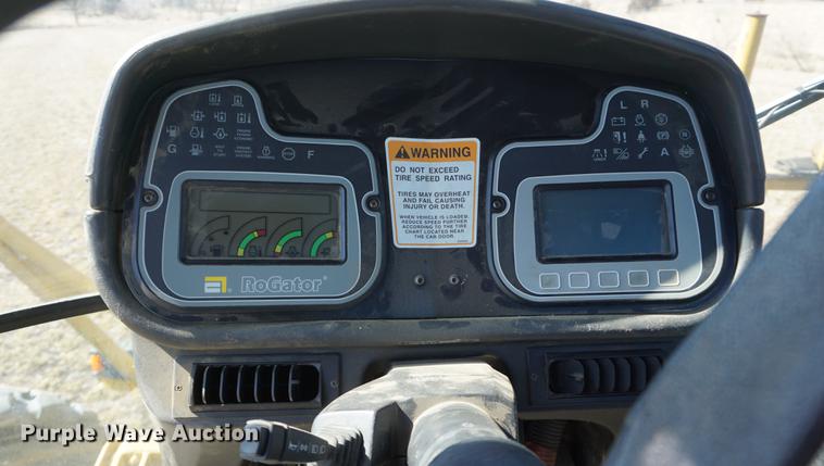 image for item DE3095 2000 Ag-Chem RoGator 1254 self-propelled sprayer