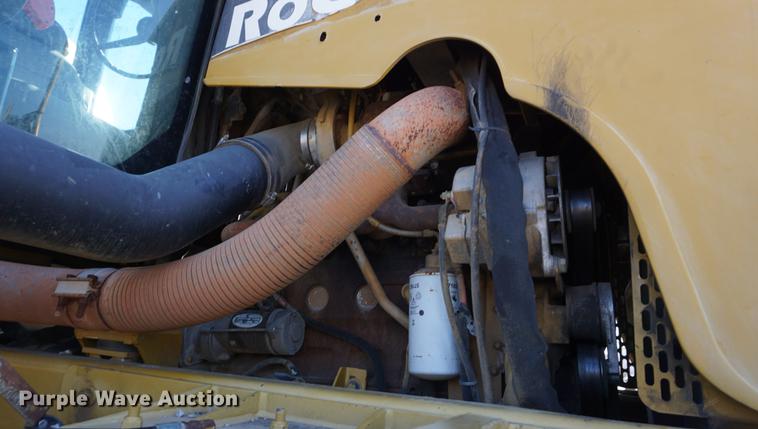 image for item DE3095 2000 Ag-Chem RoGator 1254 self-propelled sprayer