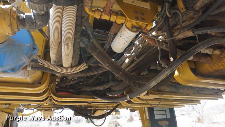 image for item DE3095 2000 Ag-Chem RoGator 1254 self-propelled sprayer