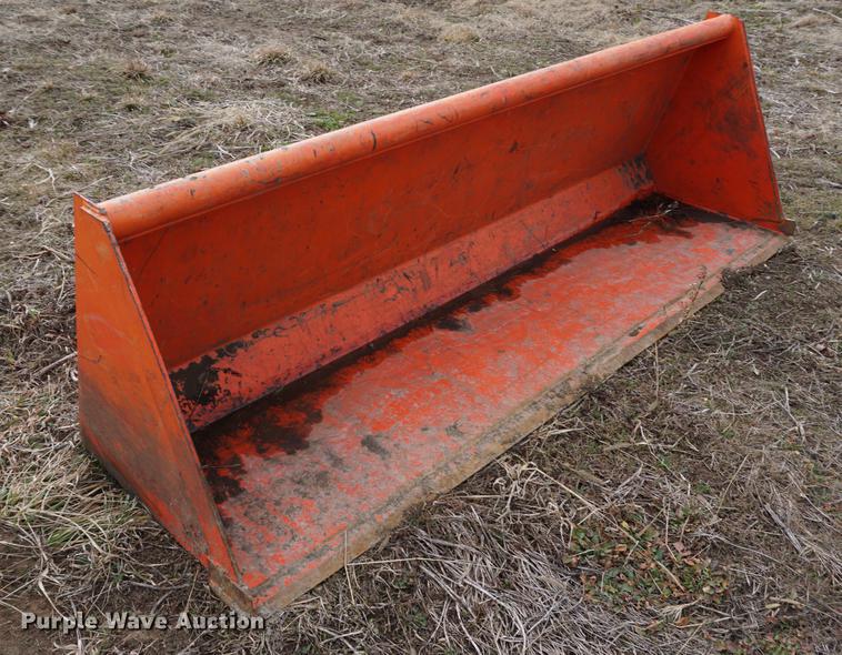 image for item DE3114 Kubota skid steer bucket