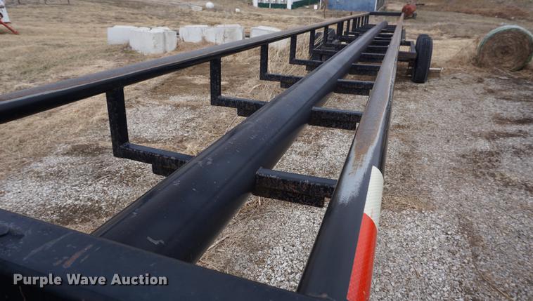 image for item DE3116 Hay Express hay bale trailer