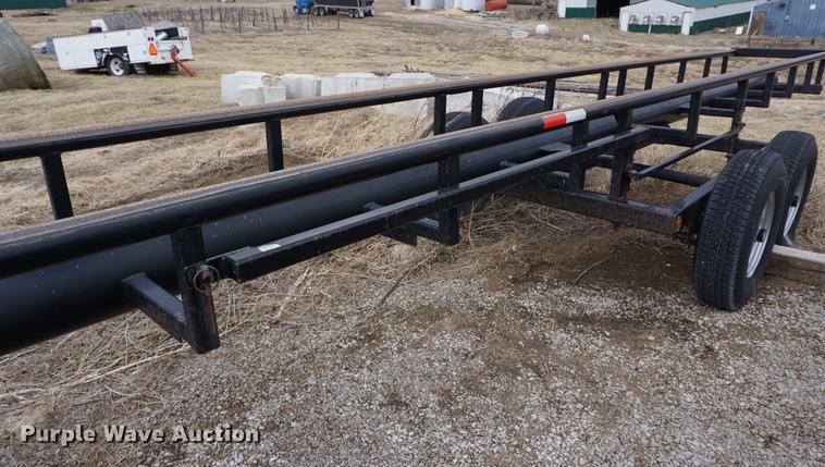 image for item DE3116 Hay Express hay bale trailer