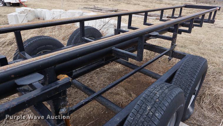 image for item DE3116 Hay Express hay bale trailer