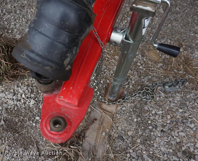 image for item DE3118 2011 Massey Ferguson 1839 small square baler