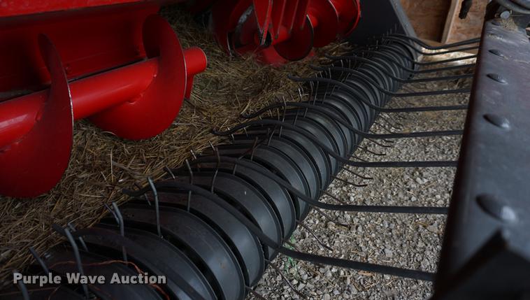 image for item DE3118 2011 Massey Ferguson 1839 small square baler