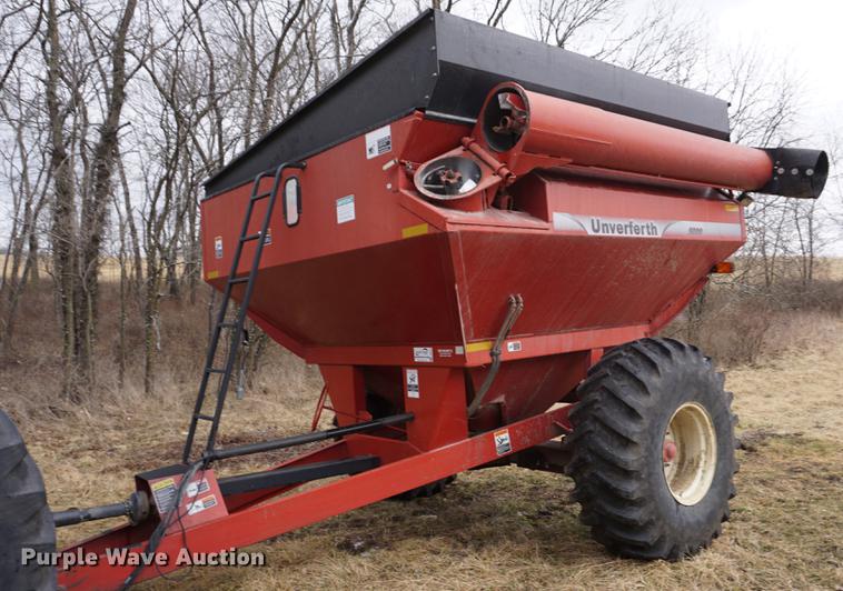 image for item DE3119 2007 Unverferth 5000 grain cart