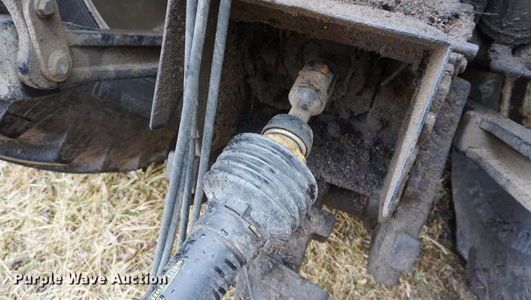 image for item DE3119 2007 Unverferth 5000 grain cart