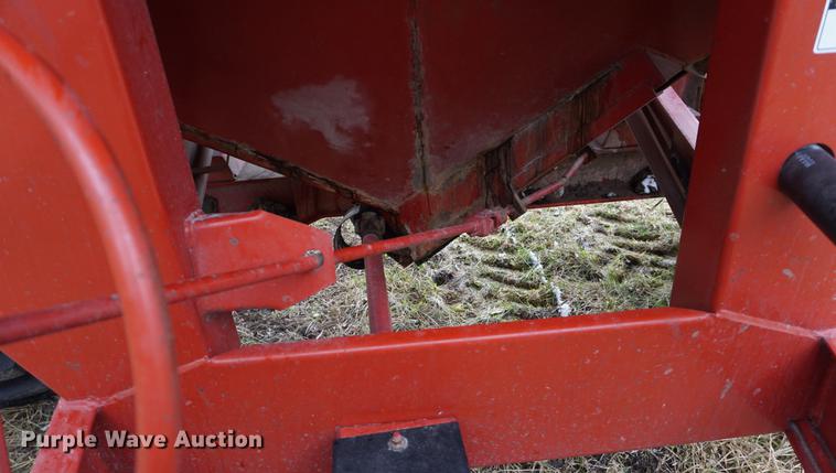 image for item DE3119 2007 Unverferth 5000 grain cart