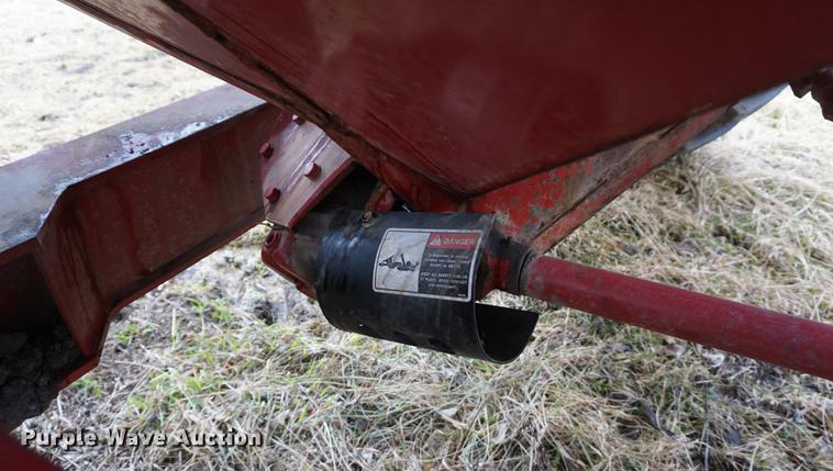 image for item DE3119 2007 Unverferth 5000 grain cart