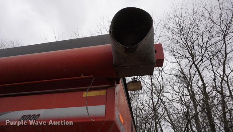 image for item DE3119 2007 Unverferth 5000 grain cart