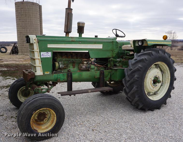 image for item DE3123 1974 Oliver 1655 tractor