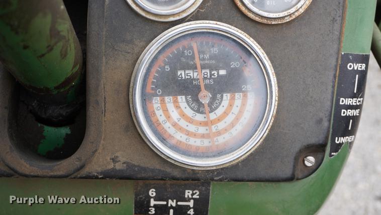 image for item DE3123 1974 Oliver 1655 tractor