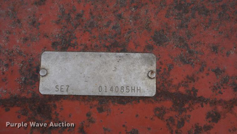 image for item DE3123 1974 Oliver 1655 tractor