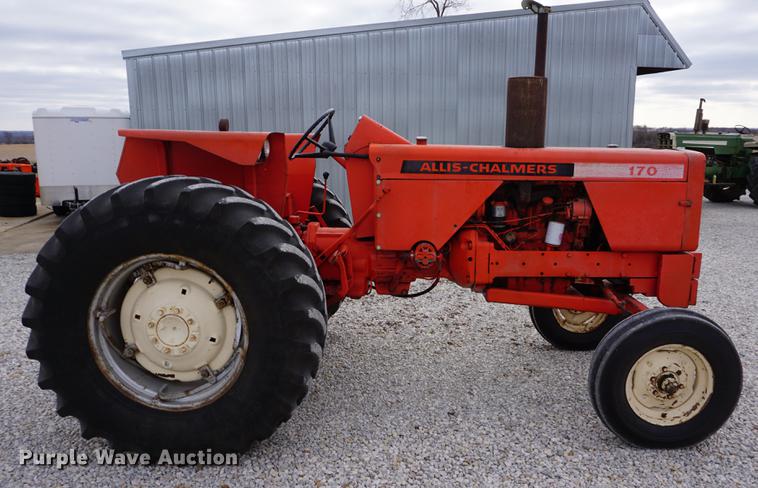 image for item DE3124 1968 Allis Chalmers 170 tractor