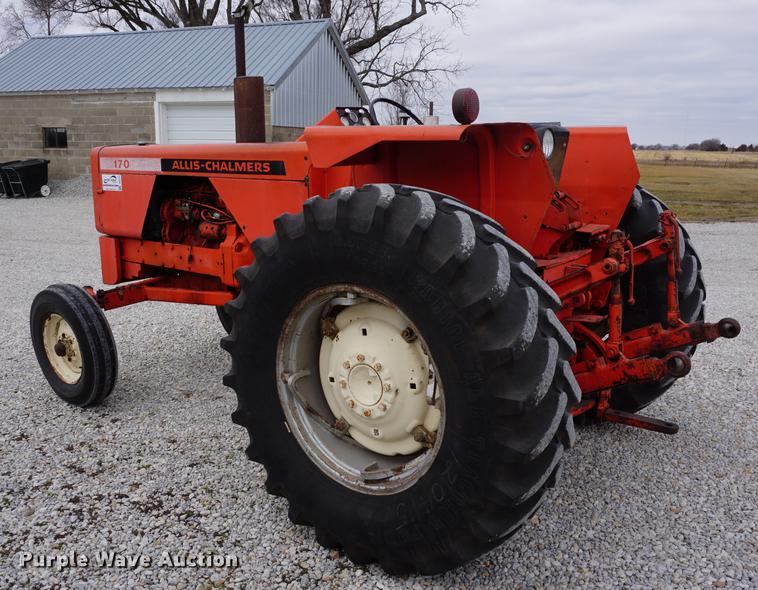 image for item DE3124 1968 Allis Chalmers 170 tractor