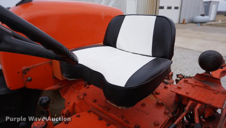 image for item DE3125 1963 Allis Chalmers D19 tractor