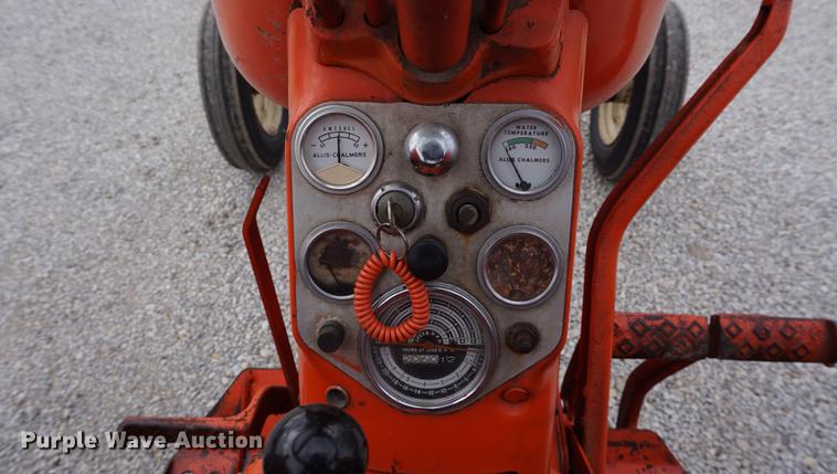image for item DE3125 1963 Allis Chalmers D19 tractor