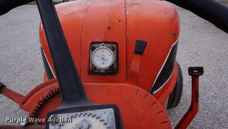 image for item DE3125 1963 Allis Chalmers D19 tractor