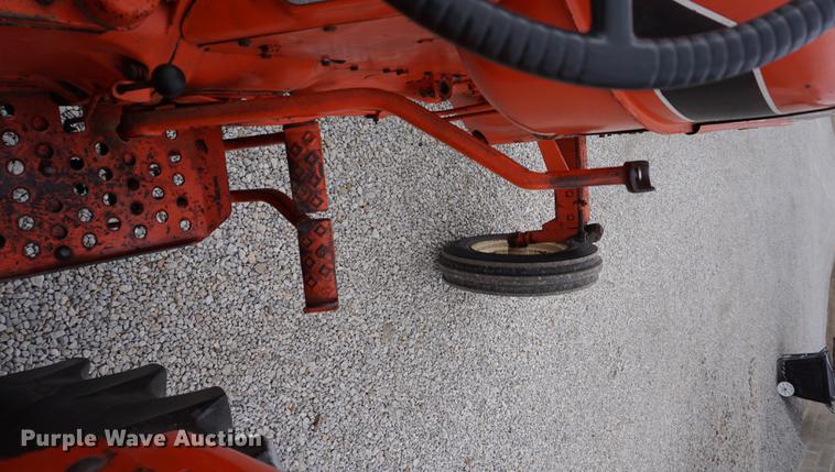 image for item DE3125 1963 Allis Chalmers D19 tractor