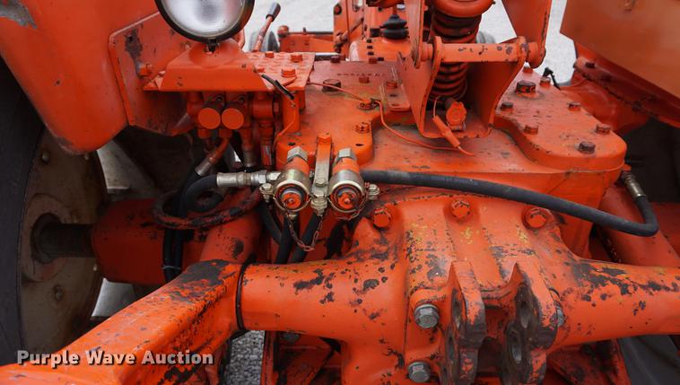 image for item DE3125 1963 Allis Chalmers D19 tractor