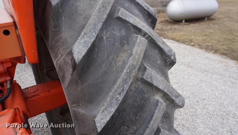 image for item DE3125 1963 Allis Chalmers D19 tractor