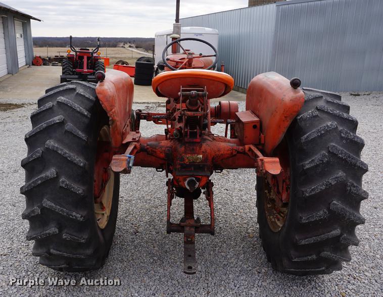 image for item DE3126 1957 Allis Chalmers D14 tractor
